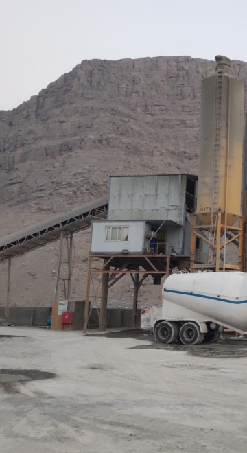 Overcoming Harsh Climate Conditions: Successful Deployment of HZS120 Concrete Batching Plant in Oman