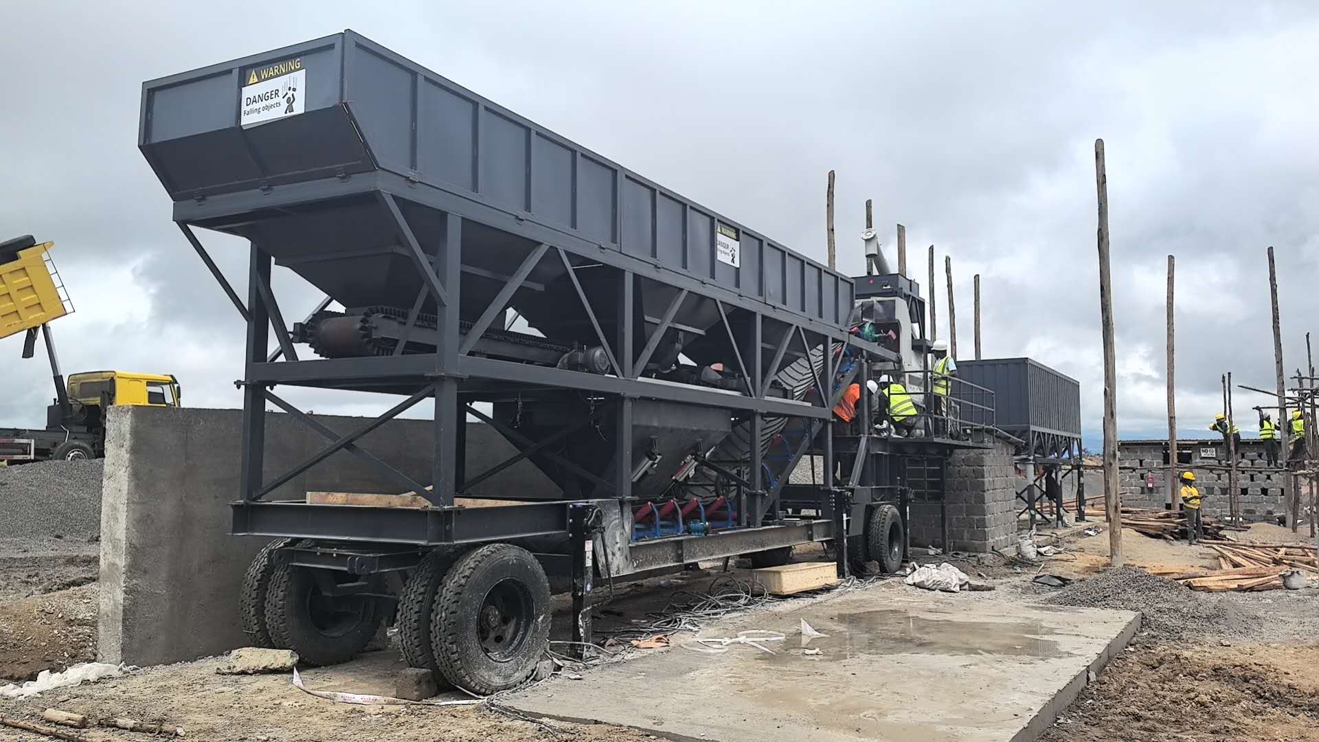 Centrale a beton mobile serie YHZS en Ghana | Production mobile de beton pour chantiers et infrastructures