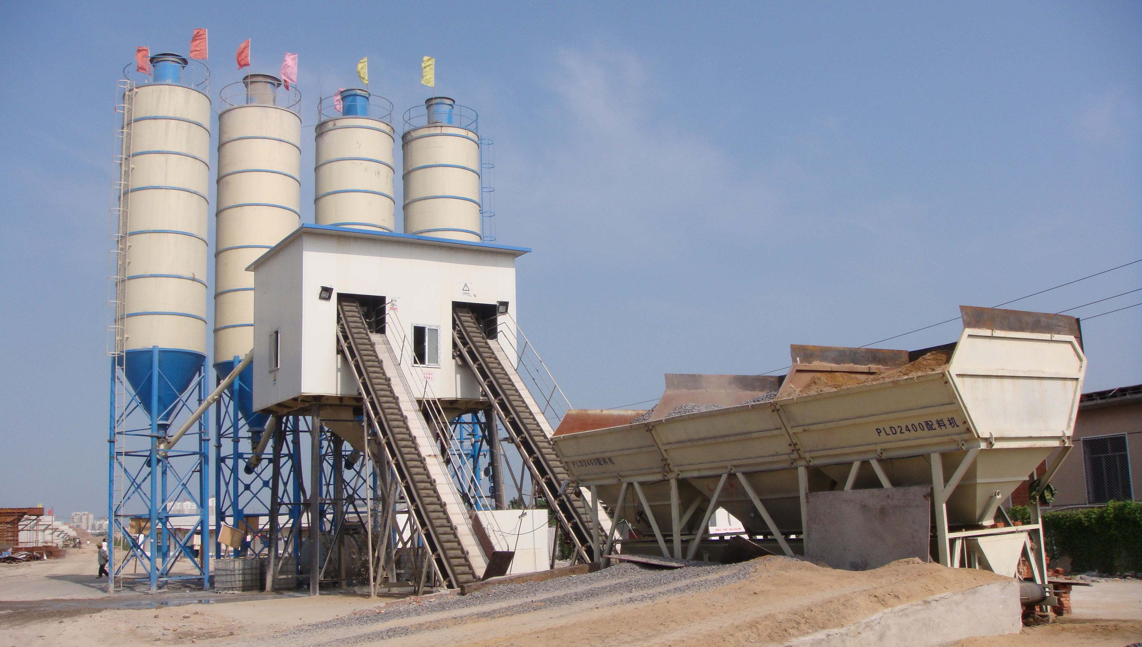 HZS90 en Indonesie | Production de beton prefabrique pour routes et ponts